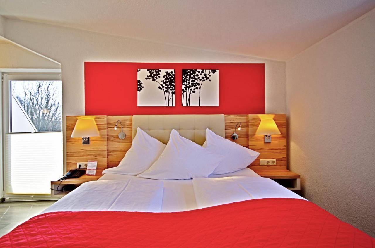 Hotel Jakob Gross Umstadt Bagian luar foto