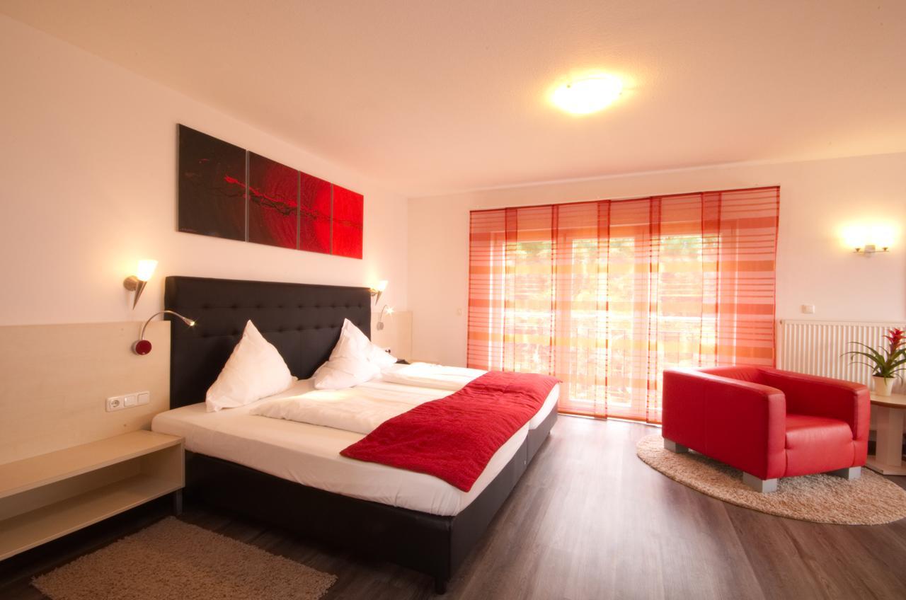Hotel Jakob Gross Umstadt Bagian luar foto