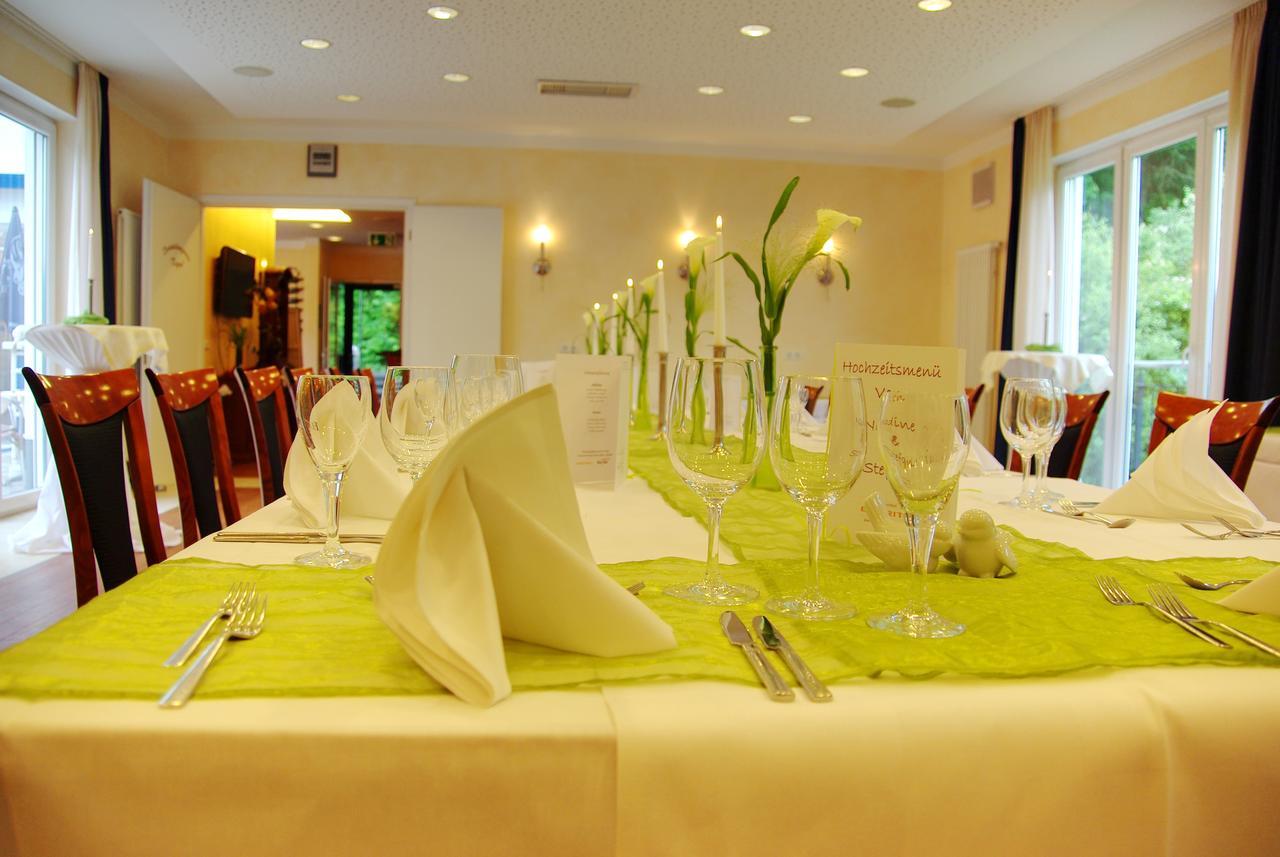 Hotel Jakob Gross Umstadt Bagian luar foto