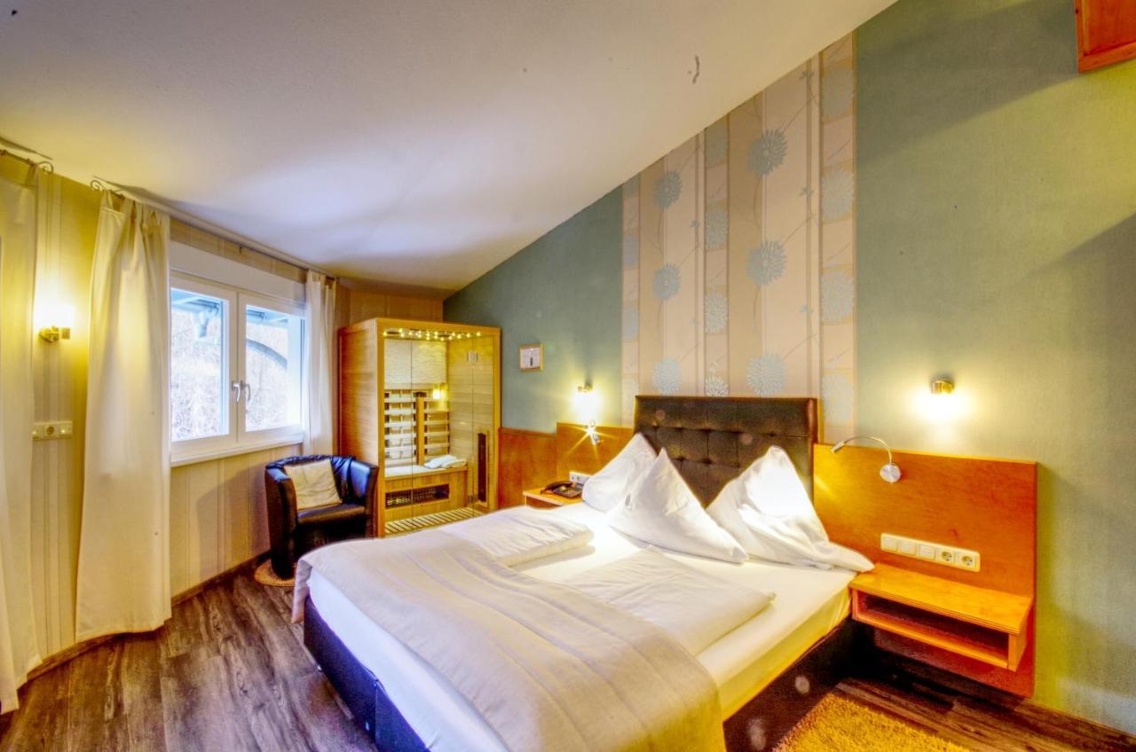 Hotel Jakob Gross Umstadt Bagian luar foto