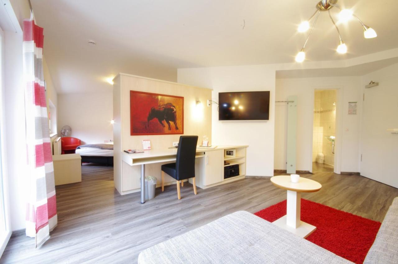 Hotel Jakob Gross Umstadt Bagian luar foto